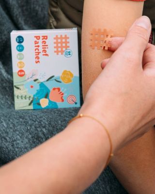 🐝 Štípnutí? Svědění? Už nikdy! 💥 Řekněte sbohem nepříjemnému svědění po kousnutí hmyzem – přirozenou cestou. ⁣ ✨ Itch...